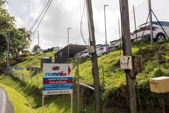 Panneau parc automobile Martinique