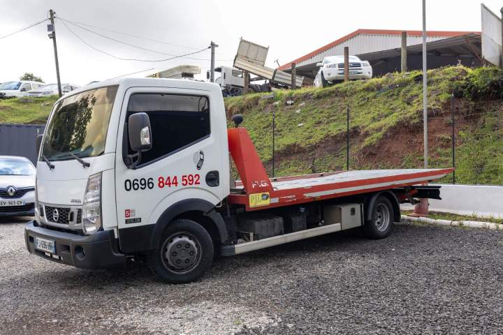 Véhicule de remorquage Martinique