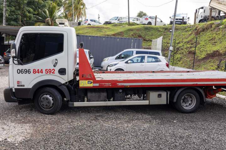 Véhicule de remorquage Martinique